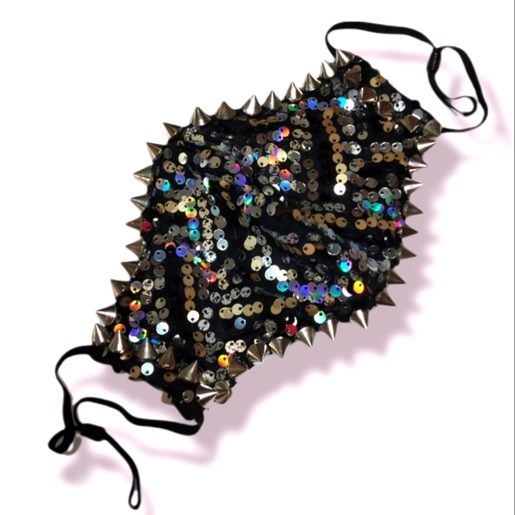 FREE Nightlife Spiked Face Mask - Picture 2 of 5